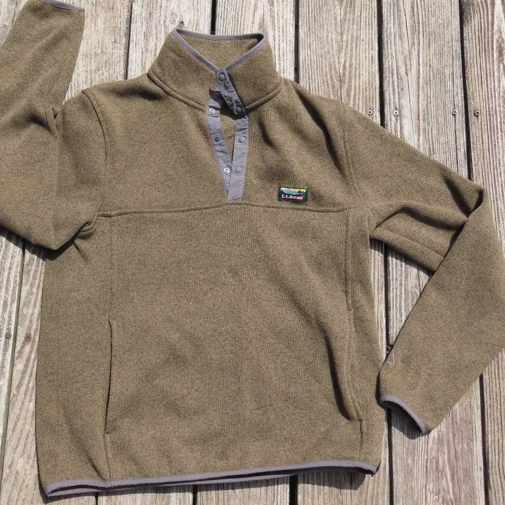 Khaki LL Bean pullover knit sweatshirt